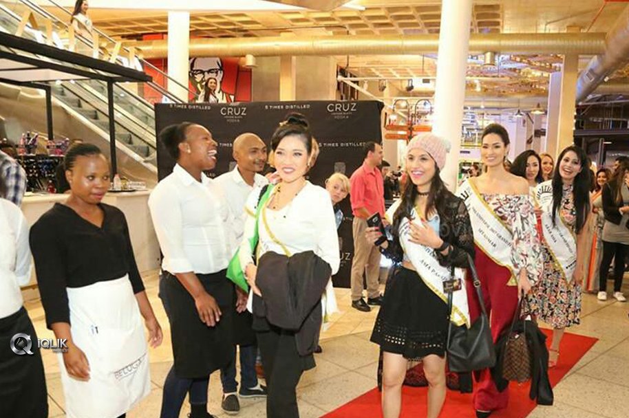 Premkahani-Movie-Actress-Abhimanika-Tavi-Mrs-Universe-Finalist-Durban-Exclusive-Photo-Gallery